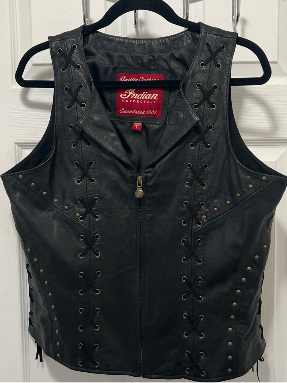 Women’s Authentic Black Leather Indian Motorcycle Vest Large Front Zip